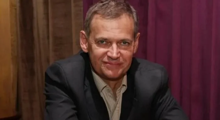 Как снимали сериал Улицы разбитых фонарей: кадры со съемок и 18 интересных фактов о сериале Улицы разбитых фонарей, Сериалы, Российское кино, Фильмы, Милиция, Дукалис, Актеры и актрисы, Алексей Нилов, Сергей Селин, Котлетки макарошки пюрешка, Яндекс Дзен (ссылка), Длиннопост Как снимали сериал Улицы разбитых фонарей: кадры со съемок и 18 интересных фактов о сериале Улицы разбитых фонарей, Сериалы, Российское кино, Фильмы, Милиция, Дукалис, Актеры и актрисы, Алексей Нилов, Сергей Селин, Котлетки макарошки пюрешка, Яндекс Дзен (ссылка), Длиннопост