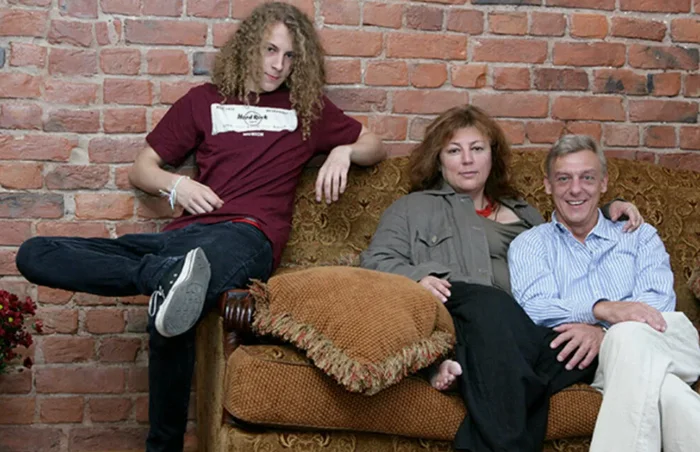 Как снимали сериал Улицы разбитых фонарей: кадры со съемок и 18 интересных фактов о сериале Улицы разбитых фонарей, Сериалы, Российское кино, Фильмы, Милиция, Дукалис, Актеры и актрисы, Алексей Нилов, Сергей Селин, Котлетки макарошки пюрешка, Яндекс Дзен (ссылка), Длиннопост Как снимали сериал Улицы разбитых фонарей: кадры со съемок и 18 интересных фактов о сериале Улицы разбитых фонарей, Сериалы, Российское кино, Фильмы, Милиция, Дукалис, Актеры и актрисы, Алексей Нилов, Сергей Селин, Котлетки макарошки пюрешка, Яндекс Дзен (ссылка), Длиннопост