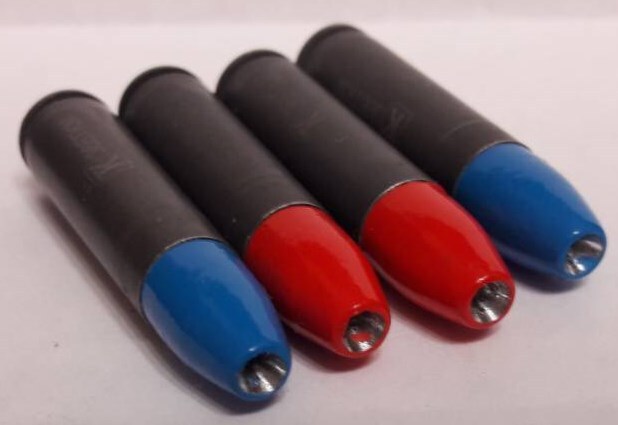 Кроме красного и синего мы использовали черный и желтый