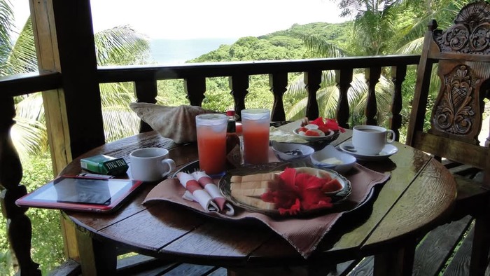       :     ,      .     ,  13:00))