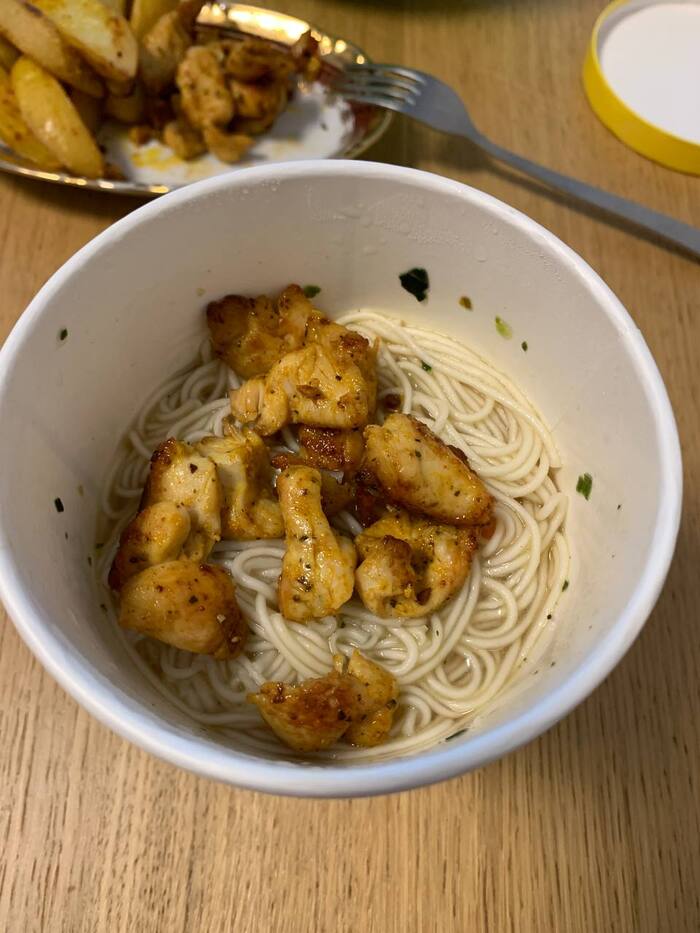 Кто бы мог подумать - курица в куриной лапше!