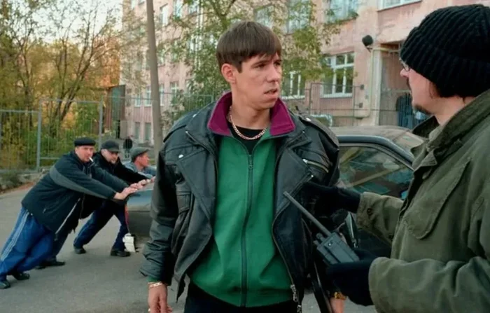 Как проходили съёмки фильма «Жмурки»: закулисные кадры и два десятка любопытных фактов об этой культовой ленте Фото со съемок, Фильмы, Длиннопост, Российское кино Как проходили съёмки фильма «Жмурки»: закулисные кадры и два десятка любопытных фактов об этой культовой ленте Фото со съемок, Фильмы, Длиннопост, Российское кино