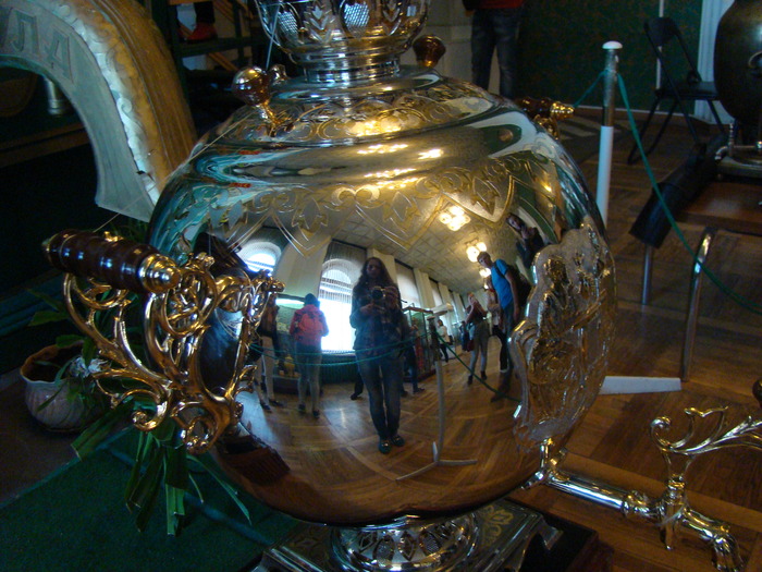 Порой удивляешься: из чего только ни делают самовары на Руси-матушке