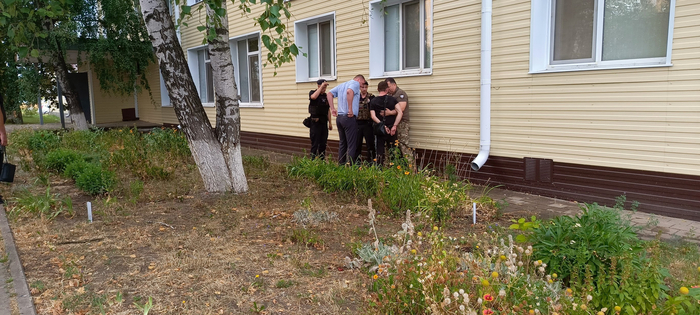     ,  <a href="https://pikabu.ru/story/otvet_na_post_amerikanets_khvalit_russkiy_pryanik_bolshe_minutyi_12850077?u=https%3A%2F%2Fpikabu.ru%2Fstory%2Fotvet_na_post_naskolko_ostorozhnyim_nado_byit_vo_dvore_11638073%3Futm_source%3Dlinkshare%26utm_medium%3Dsharing&t=%D0%BF%D0%BE%D0%B9%D0%BC%D0%B0%D0%BB%D0%B8%20%D0%B7%D0%B0%20%D0%BD%D0%B0%D0%BF%D0%B0%D0%B4%D0%B5%D0%BD%D0%B8%D0%B5%20%D0%BD%D0%B0%20%D0%A7%D0%9E%D0%9F%D0%BE%D0%B2%D1%86%D0%B5%D0%B2%20%D1%81%20%D0%B3%D1%80%D0%B0%D0%BD%D0%B0%D1%82%D0%BE%D0%B9&h=2679bf331b1b4a9746a35bfec025627de76e637d" title="https://pikabu.ru/story/otvet_na_post_naskolko_ostorozhnyim_nado_byit_vo_dvore_11638073?utm_source=l..." target="_blank" >      </a>=)       .