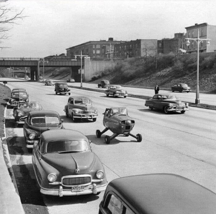  , 1952 