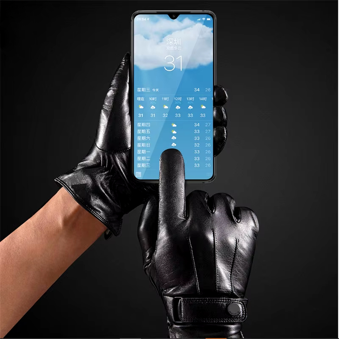 Кожаные перчатки