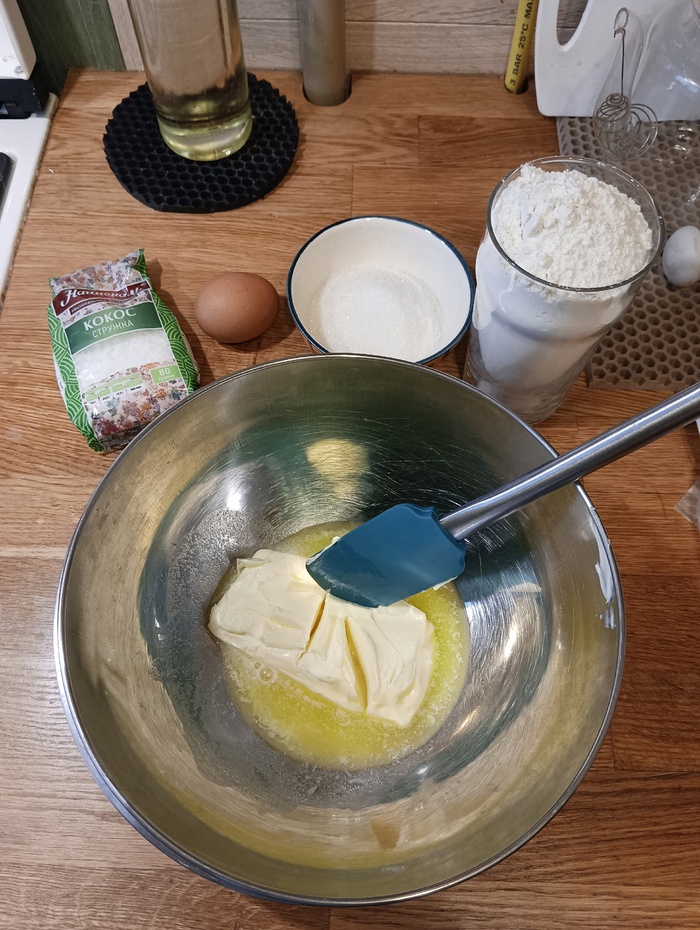 тут я забыла поставить сгуху, но она есть