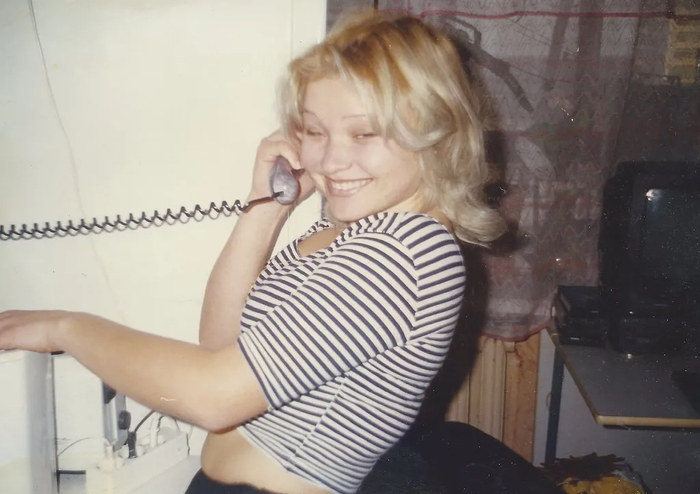 Такой половинка была во время знакомства.