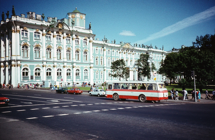 Зимний дворец в 1988 г.