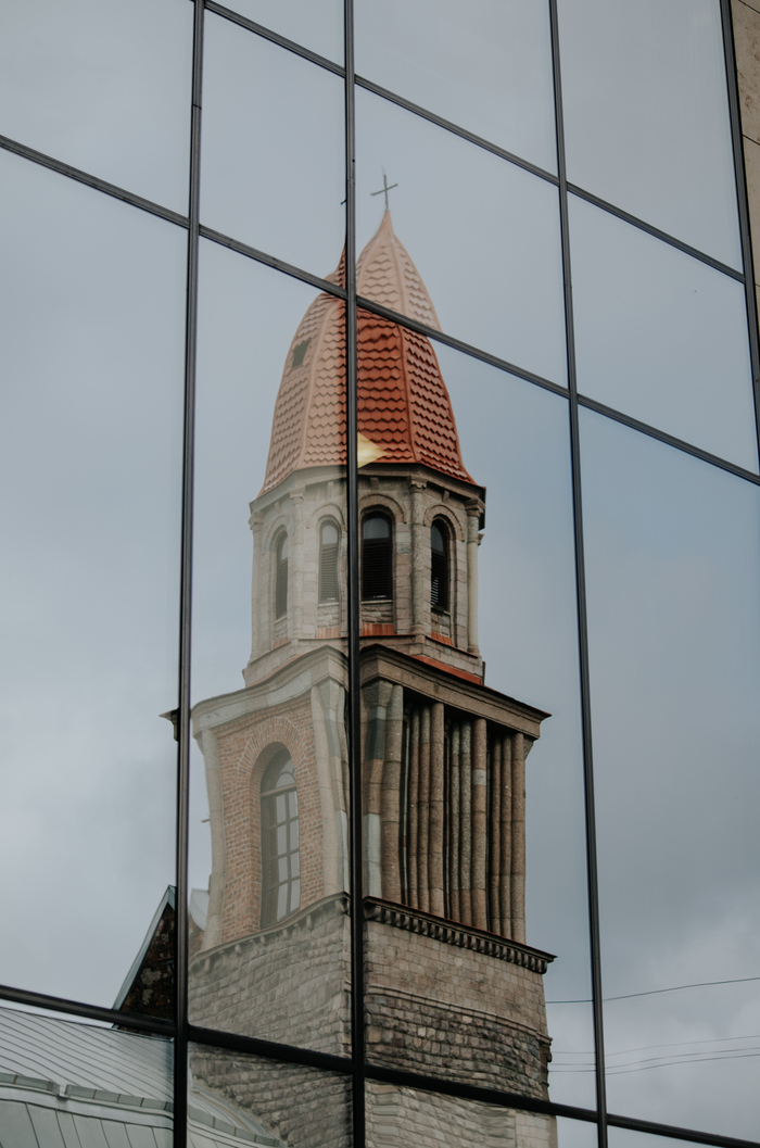 Ой, символизм в глаз попал. Божечки, как свежо и не банально!)