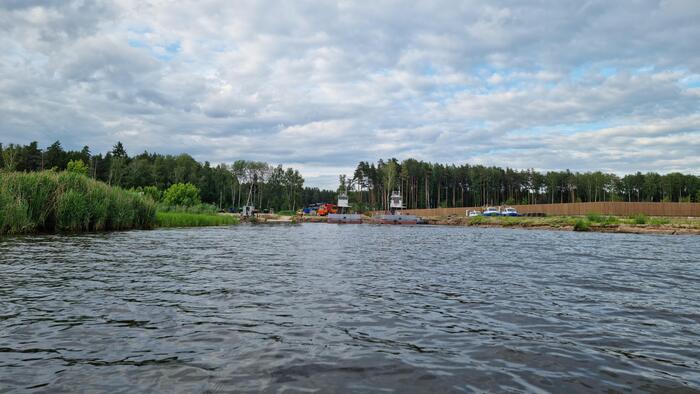 Загадочная флотилия в заводи.