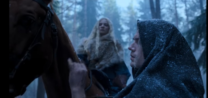 В сериале "Ведьмак" от Netflix 2 сезон 1 серия Геральт в этом моменте успокаивает Плотву аксием.В игре "Ведьмак 3" Геральт также это делает.