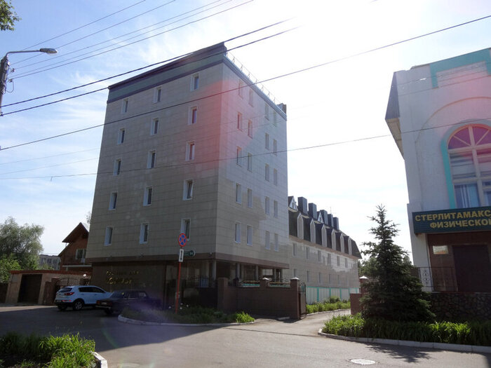 -10      -   , , , , 