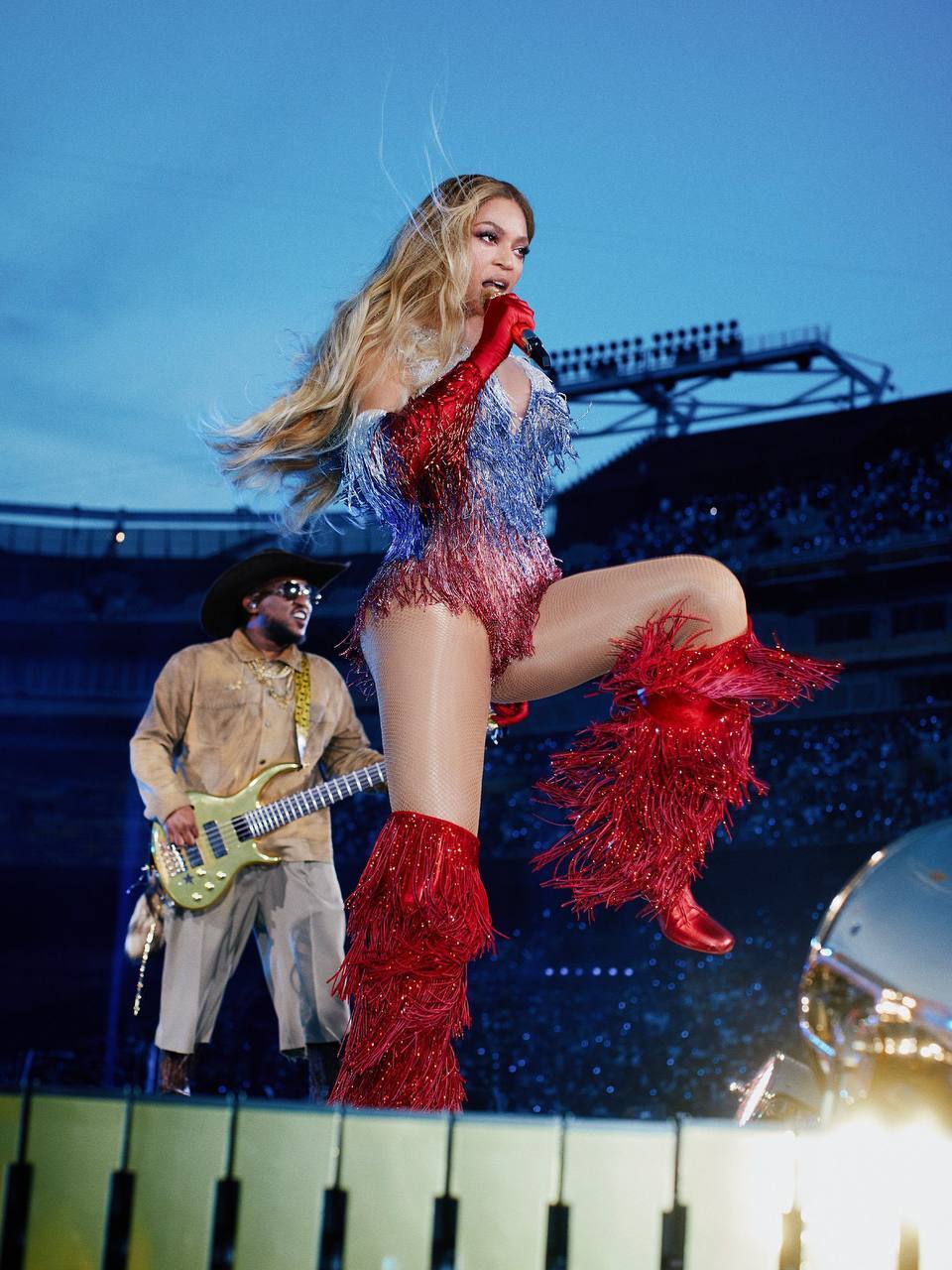 «Мы русские, с нами Бейонсе» - Моё, Концерт, Новости, Короткие видео, Вертикальное видео, Видео, Длиннопост, Beyonce