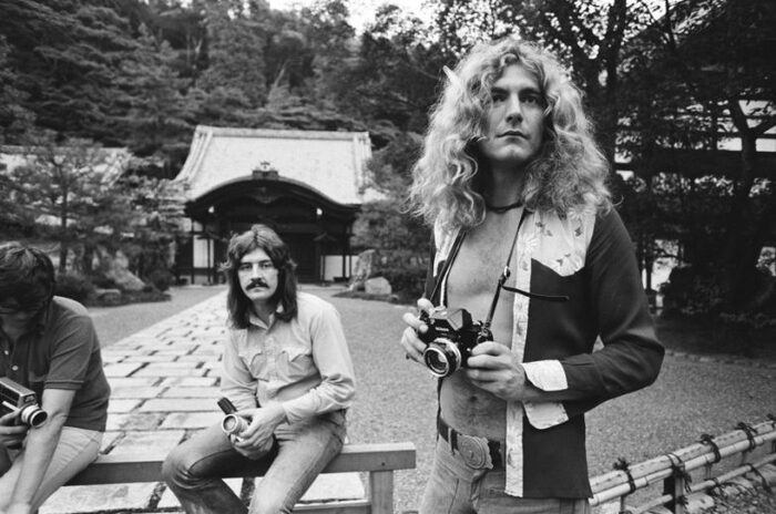 26  1971 . "Led Zeppelin"  .