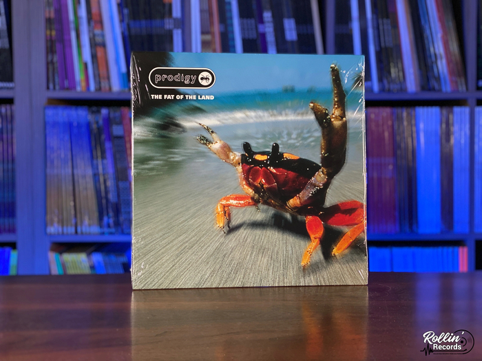 Современное переиздание легендарного альбома на виниле. В 1997-м альбом вышел на CD и кассетах. Пираты на нём озолотились.