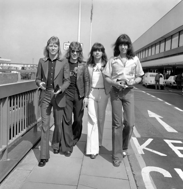 - Are you ready, Steve? - Uh-huh. - Andy? - Yeah. - Mick? - Okay. Alright, fellas, let's go! ,  Sweet,  1975.