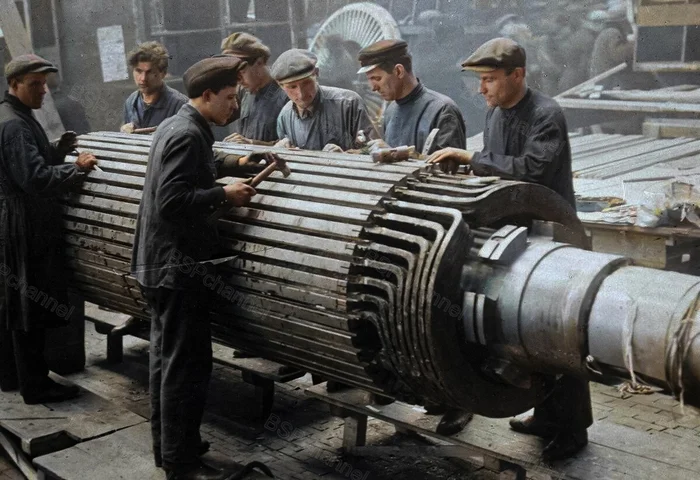 Жизнь Советского Ленинграда в 1930-е годы. 20 раскрашенных фотографий. Часть 3 История города, Краеведение, Историческое фото, 20 век, Ленинград, Санкт-Петербург, 1930-е, Фотография, Колоризация, Длиннопост