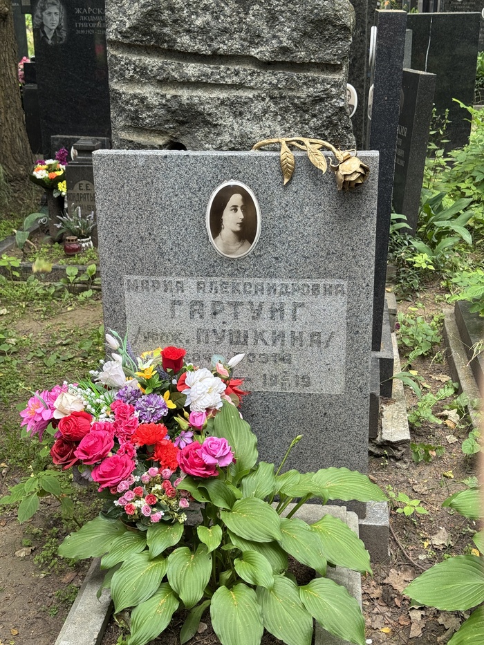 Донское кладбище - первое в стране кладбище с массовым крематорием