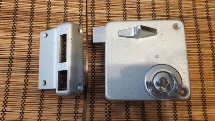      , , , ,  , ,   