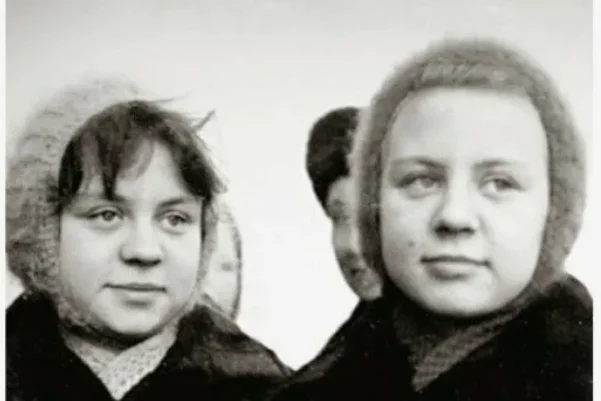 Как снимали фильм Королевство кривых зеркал: кадры со съемок и 12 интересных фактов о фильме Фото со съемок, Актеры и актрисы, Ностальгия, Классика, Александр Роу, Советское кино, Советские актеры, Георгий Милляр, Экранизация, Сказка, Яндекс Дзен (ссылка), Длиннопост, Королевство кривых зеркал