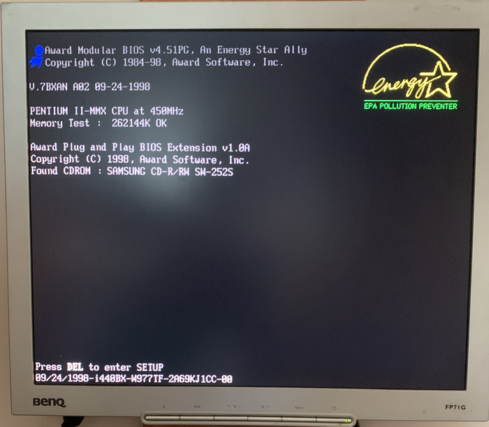          Pentium II 266MHz.    300MHz  .      .    32 .