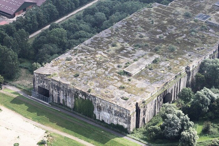 Бункер подводных лодок "Валентин"
