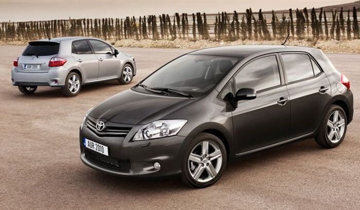 Аурис (бывшая королла хэтч)