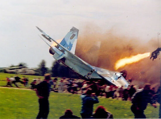 Su-27 plane crash at Sknilov airfield - Su-27, Plane crash, Ukraine, Airshow, Longpost, Politics