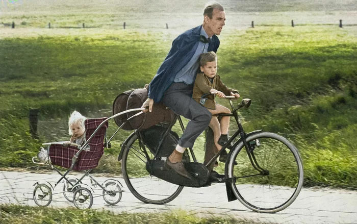 Осколки истории : Интересные и редкие ретро-фотографии Европы. 20 раскрашенных фотографий ХХ века. Часть 24 Историческое фото, 20 век, Старое фото, Европа, Фотография, Италия, Нидерланды (Голландия), Австро-венгрия, Швеция, Франция, Греция, Швейцария, Германия, Колоризация, Длиннопост