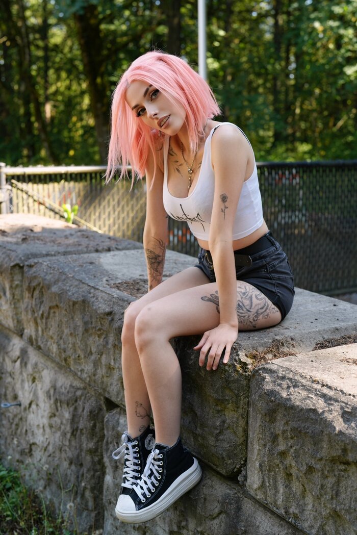 Rolyat , , , , ,  ,   , , Rolyatistaylor