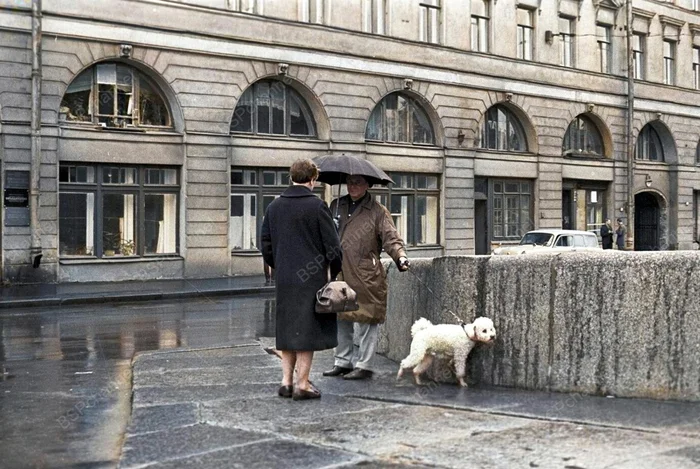 Жизнь Советского Ленинграда в 60-е годы. 20 раскрашенных фотографий История города, 20 век, 60-е, СССР, Ленинград, Санкт-Петербург, Старое фото, Фотография, Колоризация, Длиннопост