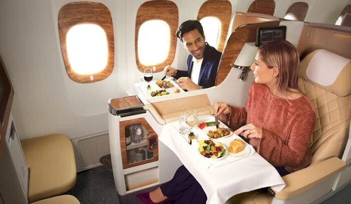 Ответ на пост «Пассажирку самолёта вывел из себя чужой ребёнок, который пинал ногами в кресло»