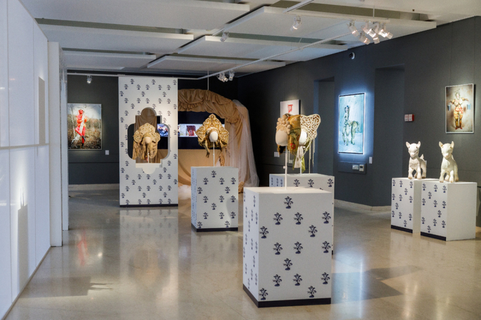 Экспозиция «Игра без слов. Художественные миры Юлдус Бахтиозиной в галерее Heritage