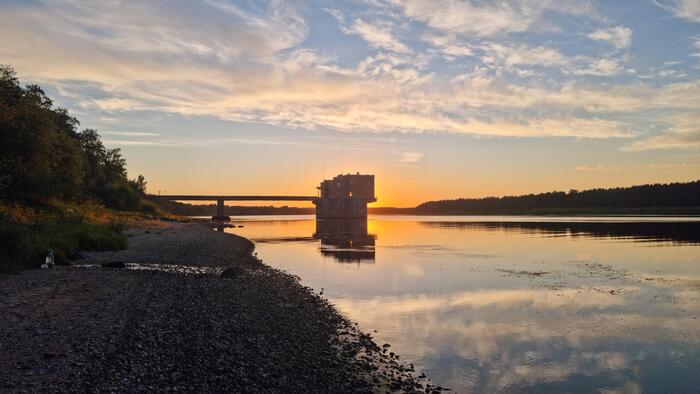 Думал, заброшка. Оказалось — вполне себе действующий объект!