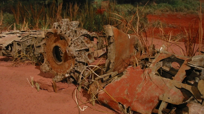 Остатки японского самолета на Ниихау.