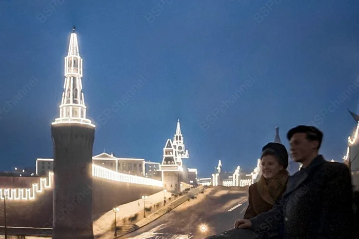 Жизнь Советской Москвы в 40-е годы. 20 раскрашенных фотографий 20 век, Старое фото, Историческое фото, История города, Москва, 40-е, СССР, Колоризация, Длиннопост
