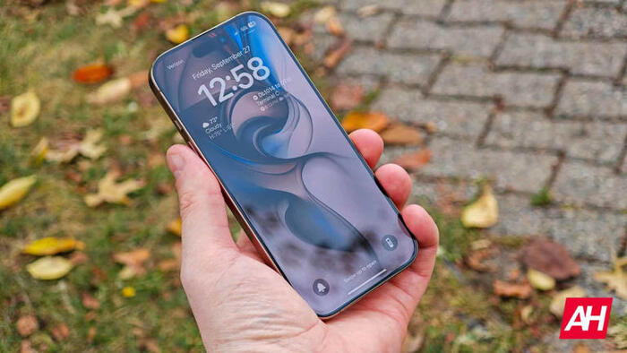   Apple: iPhone 18      Apple, , 