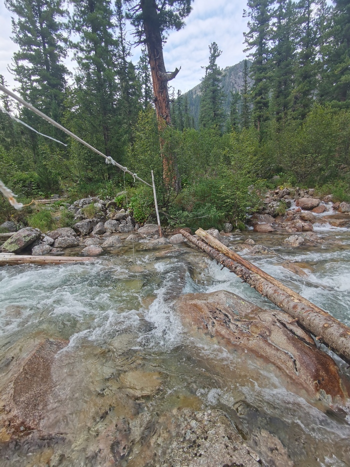 Весьма ненадёжная конструкция, но работает