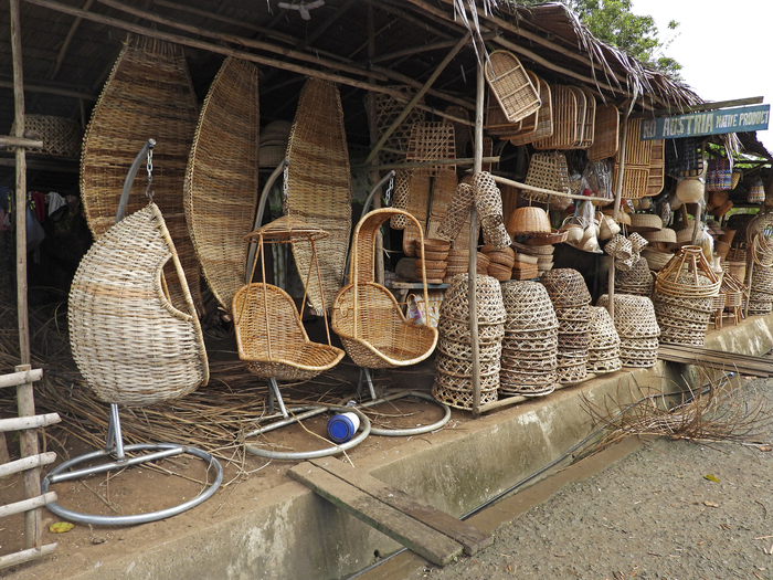 Продажа изделий из бамбука. Филиппины.
