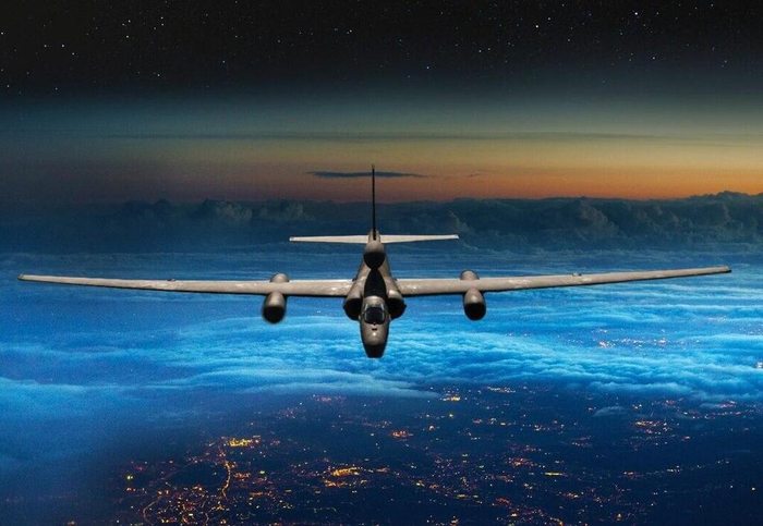 70 ?  . U2  .( : Lockheed Martin)