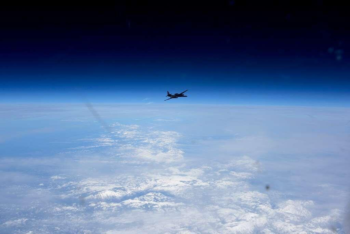 U2, ,   , ,     U2( :  )