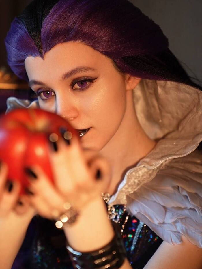 Косплей Рейвен