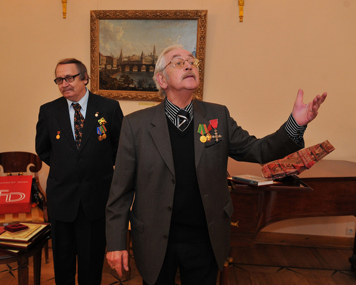 Вручение Василию Ливанову Пушкинской медали «Ревнителю просвещения», 23 октября 2013