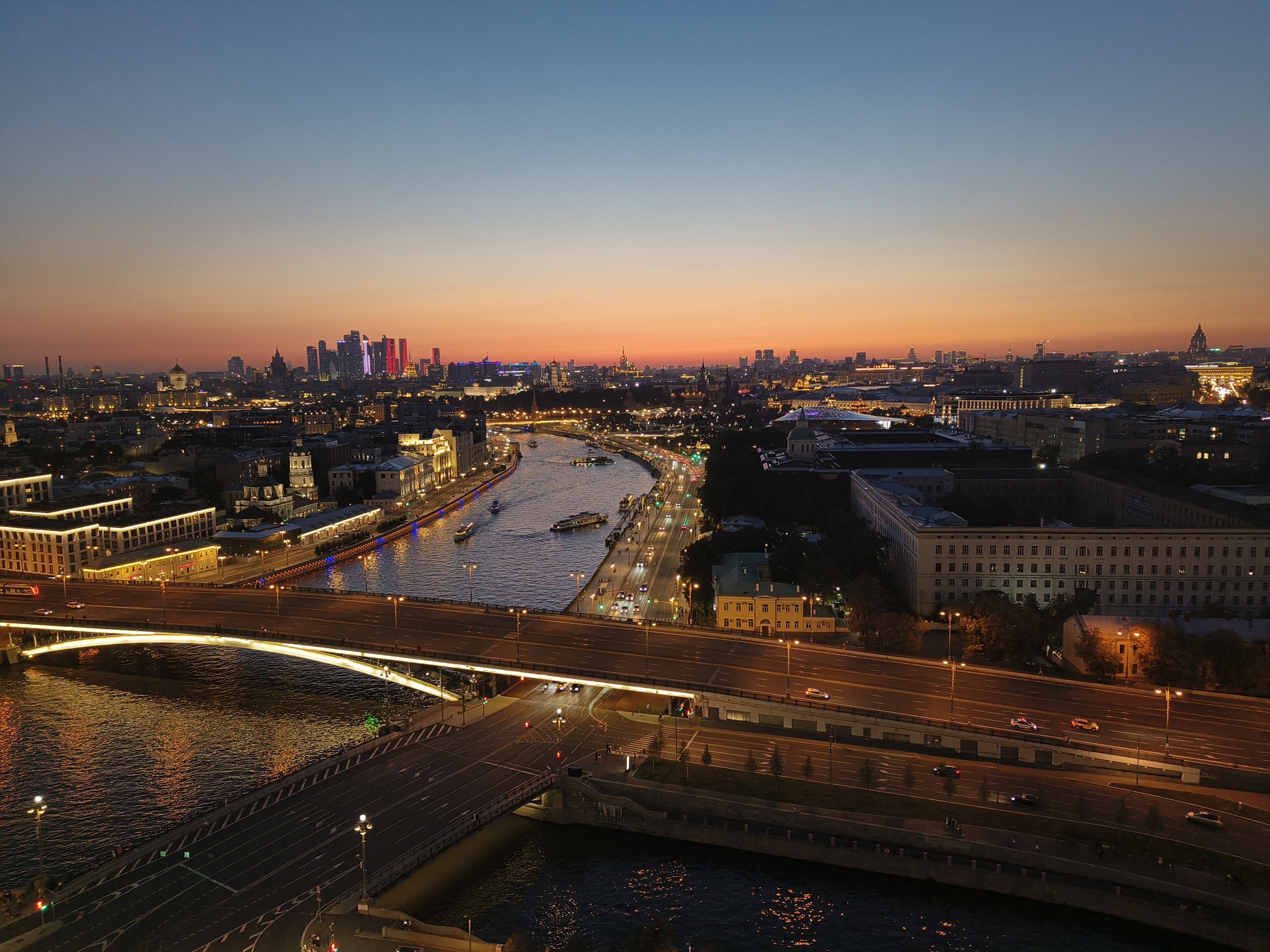 View from a high-rise building on Kotelnicheskaya Embankment - My, Moscow, Kotelnicheskaya Embankment, Photo on sneaker, Longpost