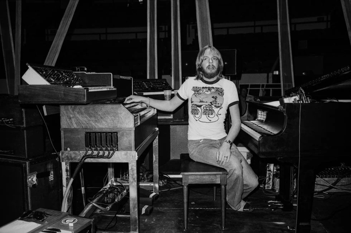 Рик Уэйкман, 1977.