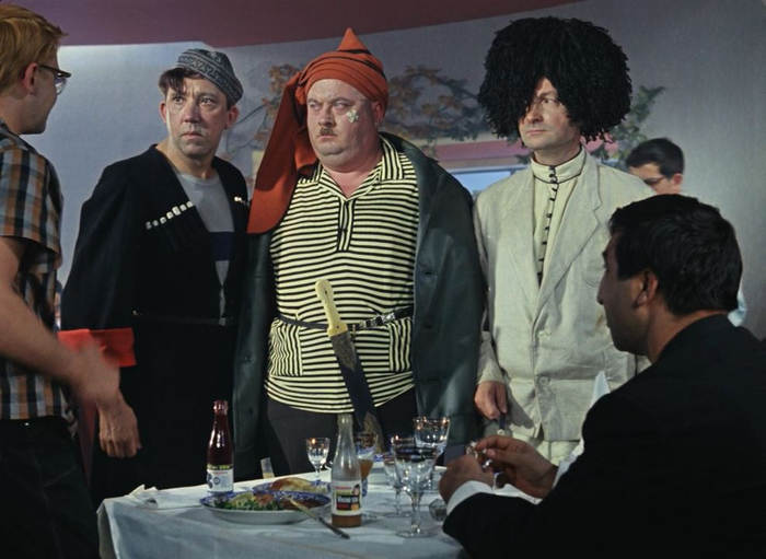 Это старинный, красивый обычай (операция Ы)