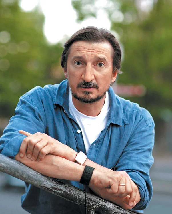 «Казанова», который хотел сбежать в монастырь. Как слава едва не погубила звезду «Улиц разбитых фонарей»... Биография, Актеры и актрисы, Telegram (ссылка), Знаменитости, Фото со съемок, Советское кино, Российское кино, Сериалы, Фильмы, Александр Лыков, Улицы разбитых фонарей, Длиннопост, Фотография, Любовь, Семья, Русские сериалы, Театр, Советские актеры