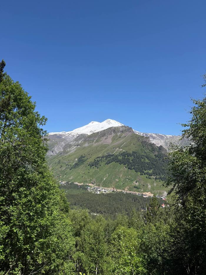 Эльбрус - красавец :)