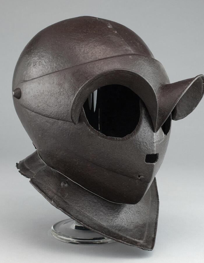 Осадный шлем 1610-20 гг., вероятно, итальянский. Музей изящных искусств в Бостоне.